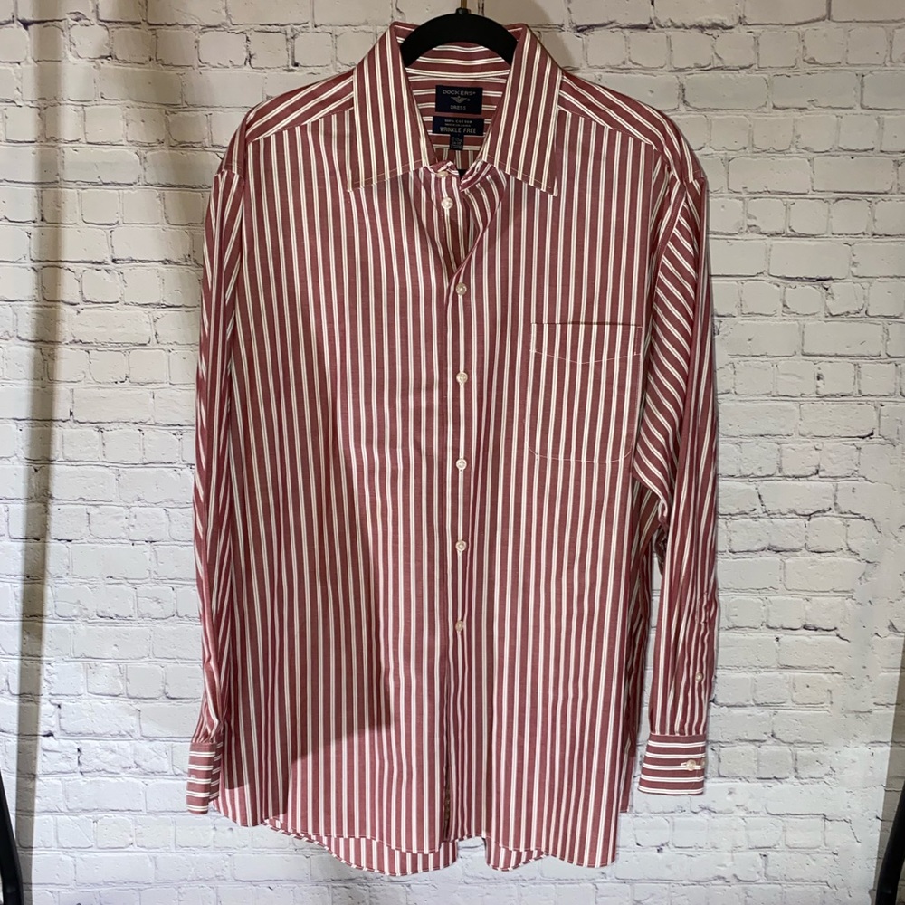 Men’s Dockers Wrinkle Free Button Down Shirt